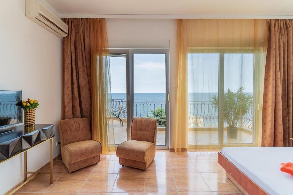 Vila Rasarit De Soare Costinesti Luaran gambar
